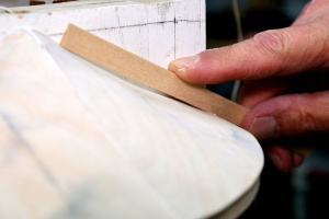 Hohlkehle-an-der-Apsis-minutioes-dem-Vorbild-nachgebaut